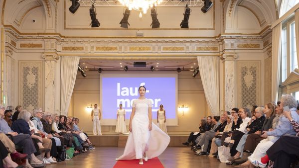 Nähwerk IDM am Mode-Salon Laufmeter in Bern April 2026 mit ihrer Brautmode bzw. Hochzeitskollektion