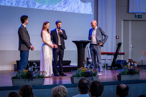 Die Berufsmaturitätsfeier 2026 fand am 26. Juni 2026 im Burgsaal in Thun statt.