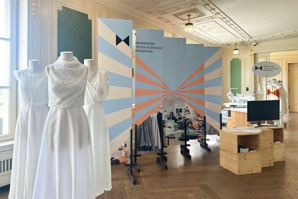 Der von Stéphanie Lafargue gestaltete Stand am Laufmeter 2026